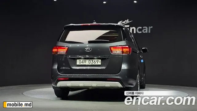 2016 Kia Canival — photo 4