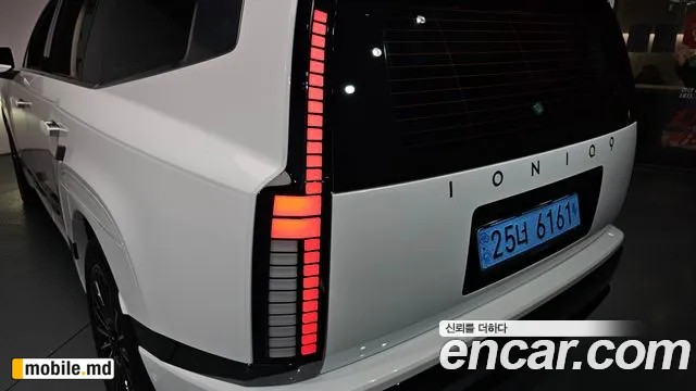 2025 Hyundai IONIQ — photo 23