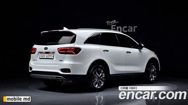 2018 Kia Sorento — photo 2