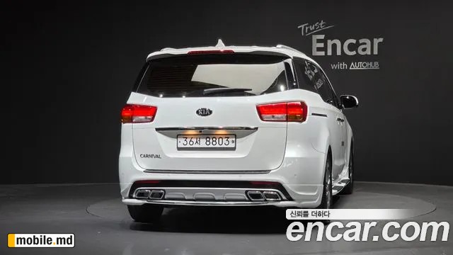 2018 Kia Canival — photo 4