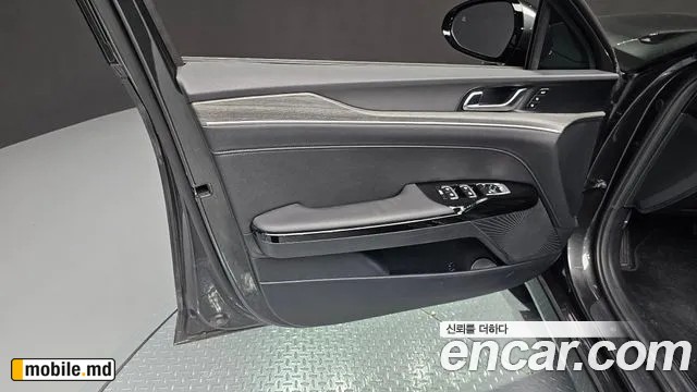 2025 Kia K5 — photo 24