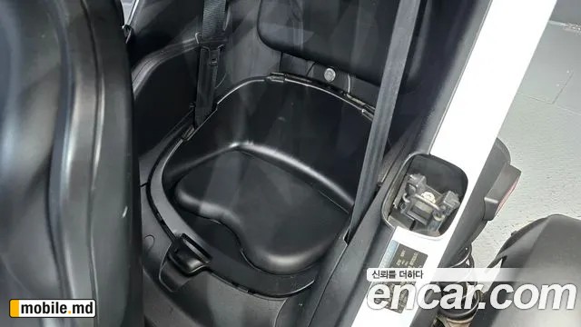 2020 Renault Twizy — photo 11