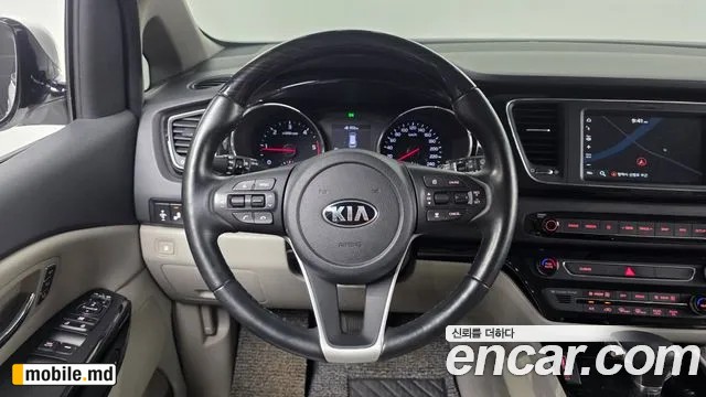 2019 Kia Canival — photo 13