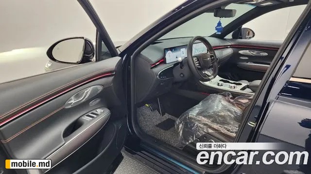 2025 Genesis GV70 — photo 10
