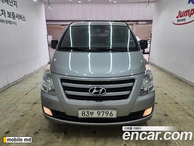 2016 Hyundai Starex — photo 2