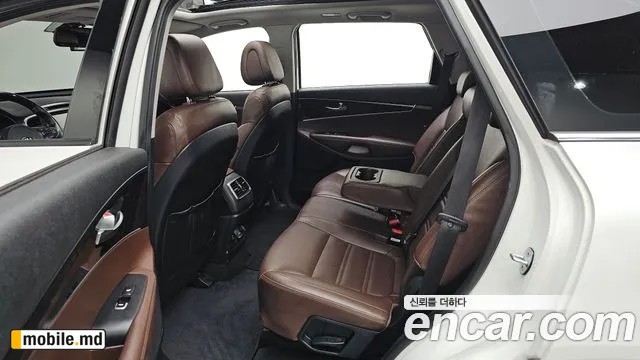 2016 Kia Sorento — photo 26