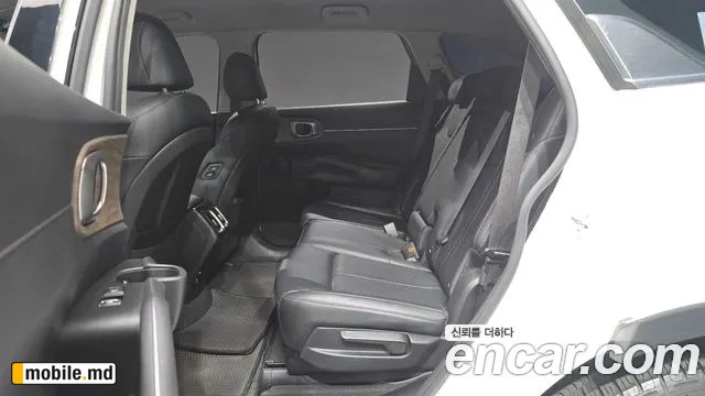 2021 Kia Sorento — photo 12