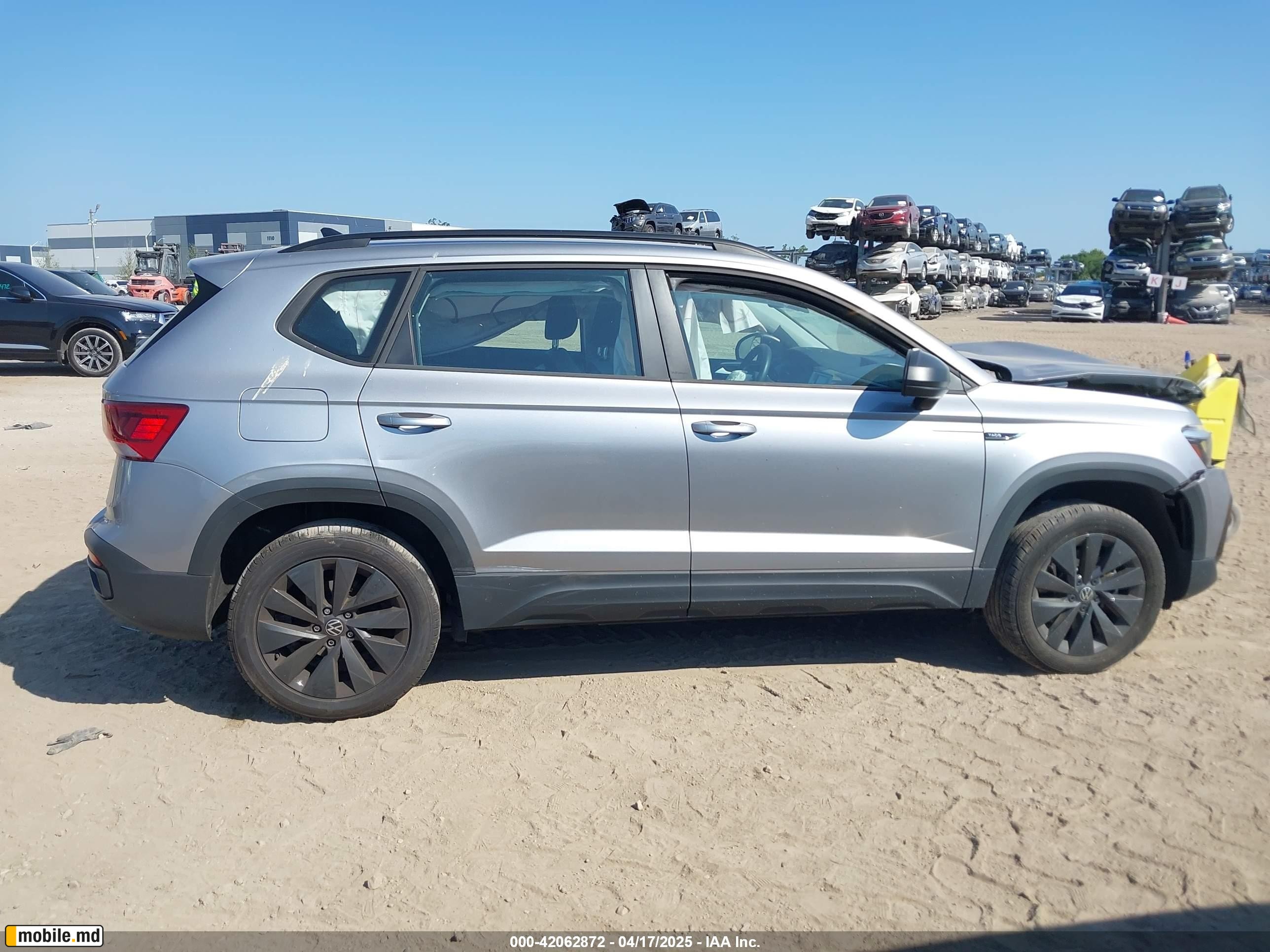 2023 Volkswagen Taos — photo 13