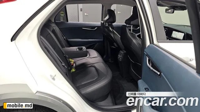 2024 Kia Niro — photo 11