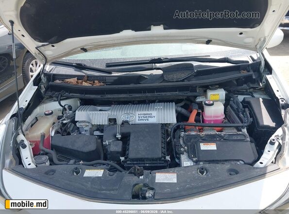 2017 Toyota Prius — photo 10