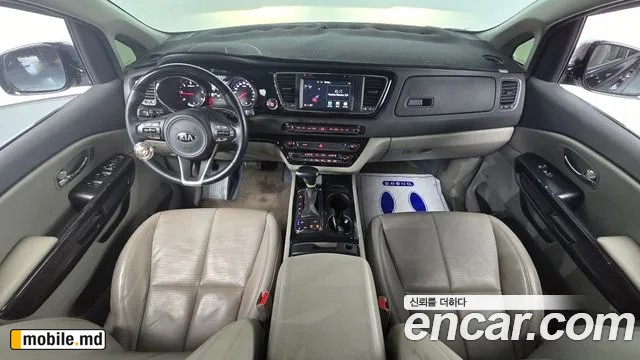 2018 Kia Canival — photo 7