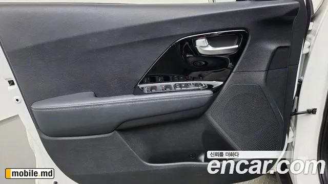2022 Kia Niro — photo 24