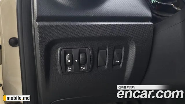 2015 Renault QM3 — photo 28