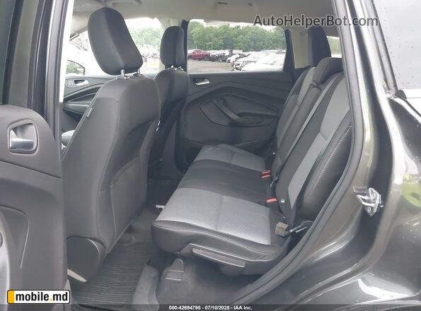 2019 Ford Escape — photo 8