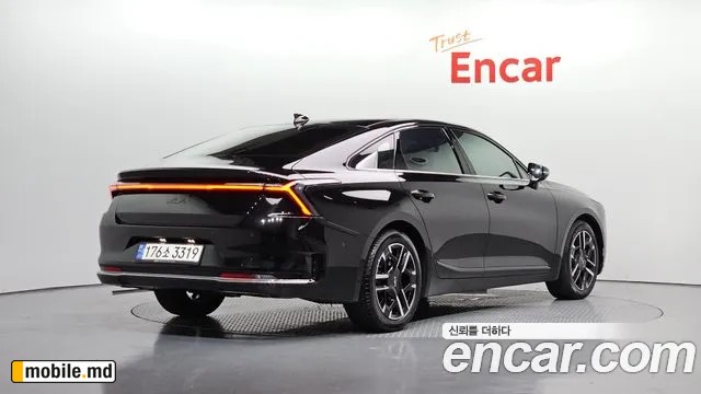 2025 Kia K8 — photo 2