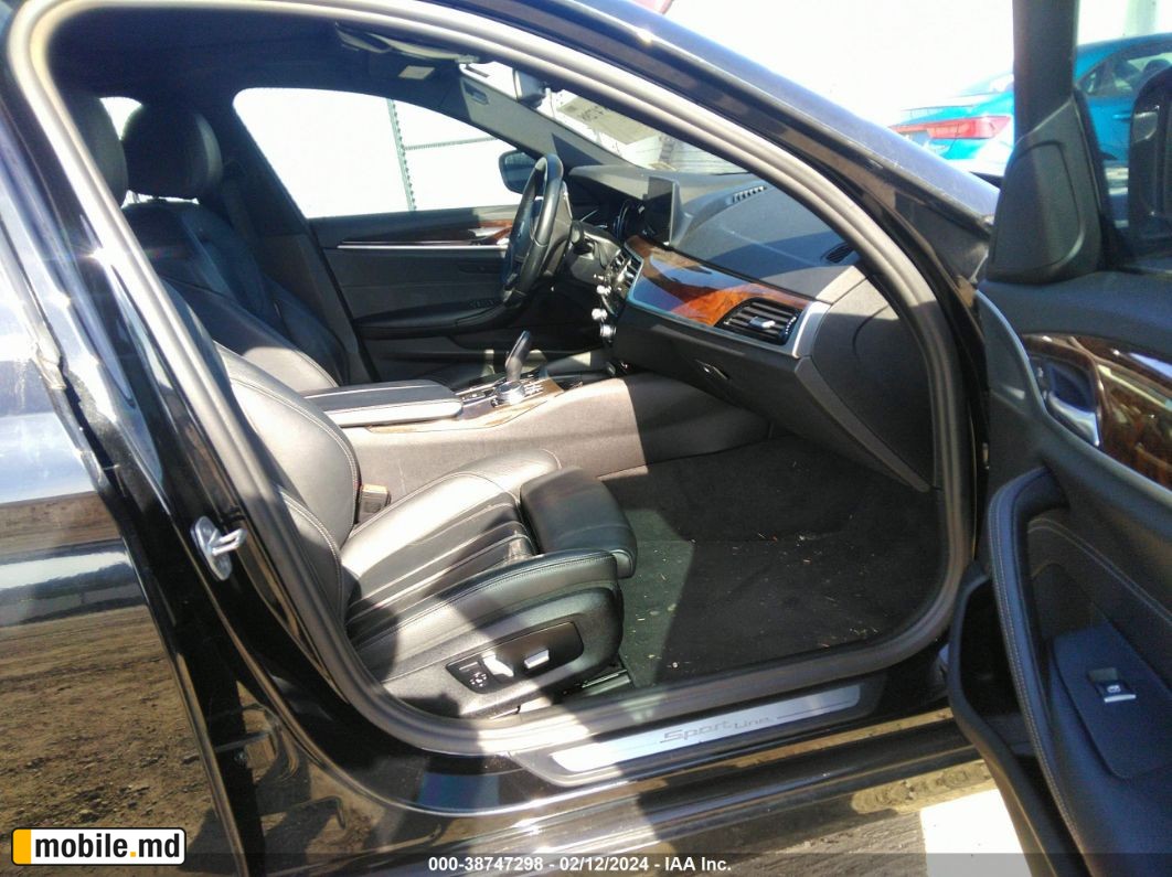 2017 BMW 530I Xdrive — photo 5