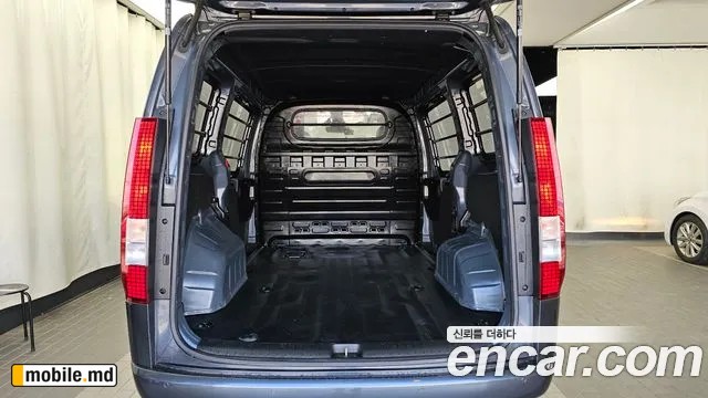 2022 Hyundai Staria — photo 20