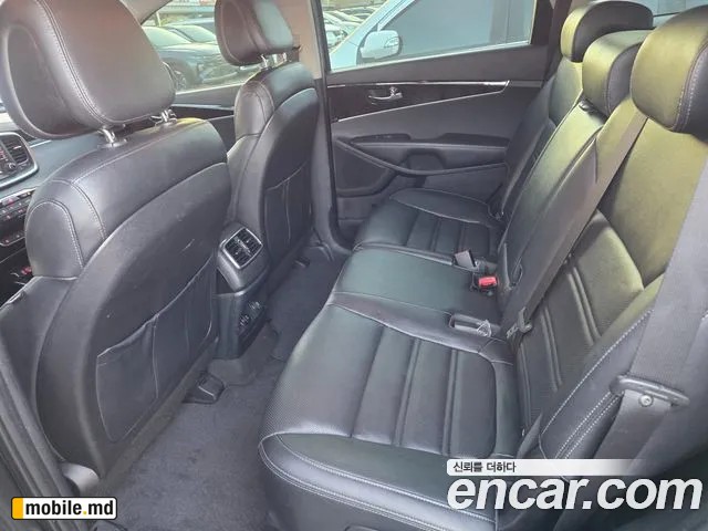 2017 Kia Sorento — photo 15