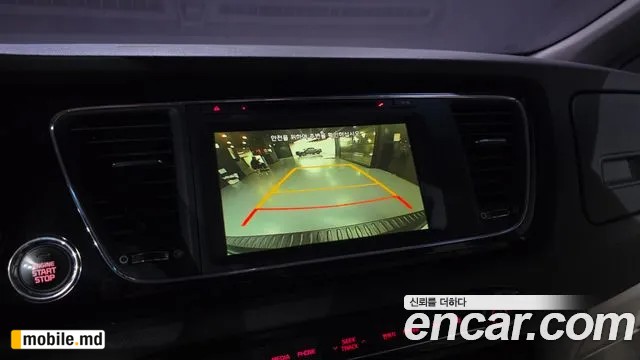 2016 Kia Canival — photo 15