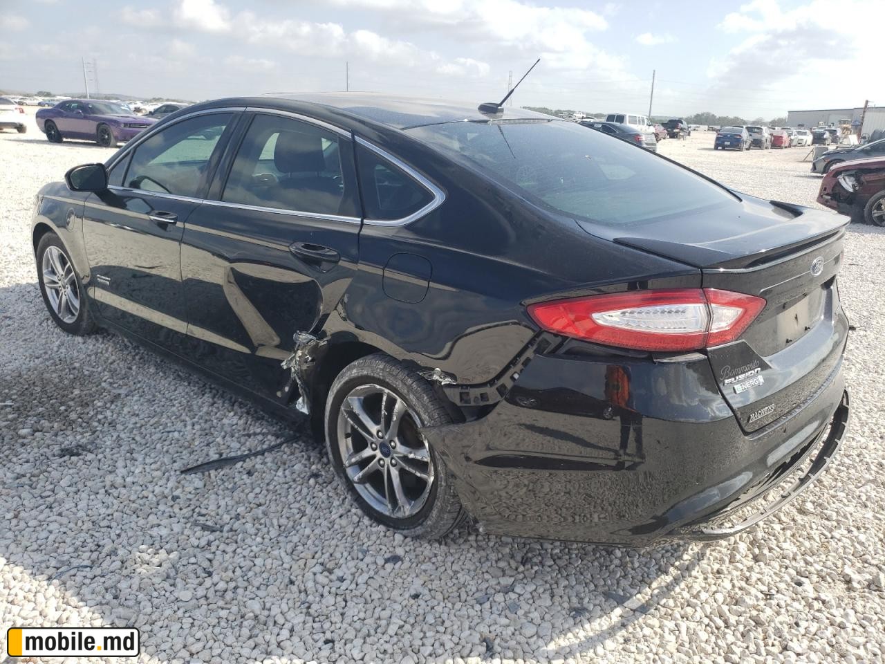2016 Ford Fusion — photo 2