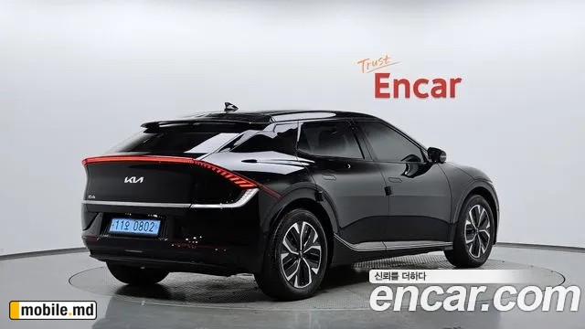 2023 Kia EV6 — photo 2