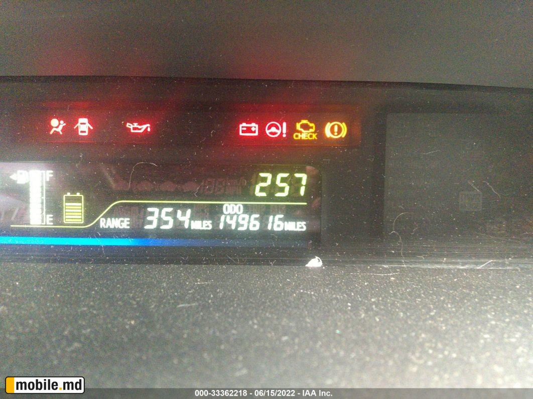 2012 Toyota Prius — photo 7
