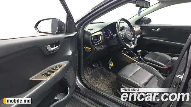 2018 Kia Stonic — photo 10