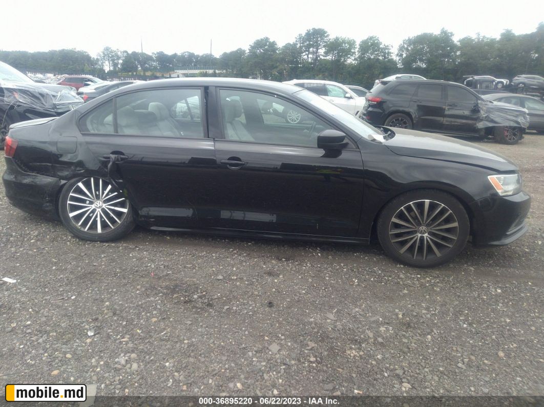 2015 Volkswagen Jetta — photo 13