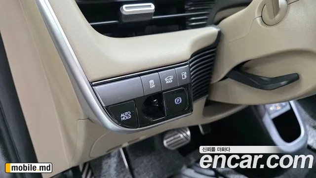 2025 Hyundai IONIQ — photo 13