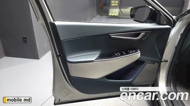2025 Kia EV6 — photo 24