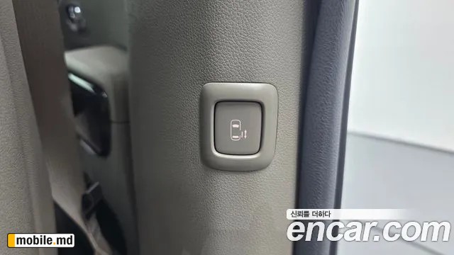 2018 Kia Canival — photo 27