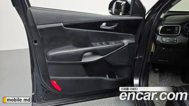 2020 Kia Sorento — photo 24