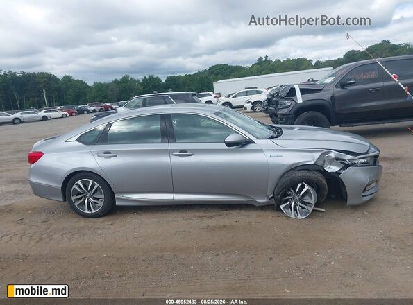 2020 Honda Accord — photo 13