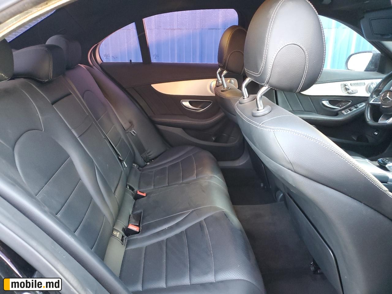2016 Mercedes-Benz C 300 — photo 10