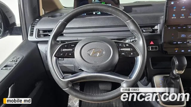 2022 Hyundai Staria — photo 13