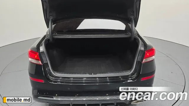 2020 Kia K5 — photo 18