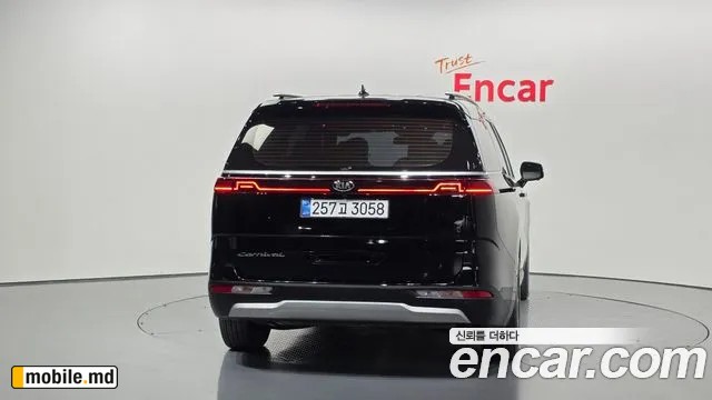 2021 Kia Canival — photo 4