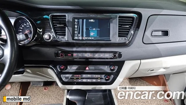 2019 Kia Canival — photo 14