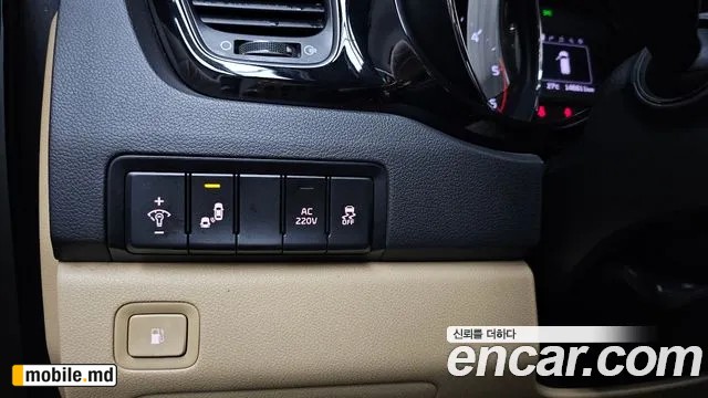 2018 Kia Canival — photo 30