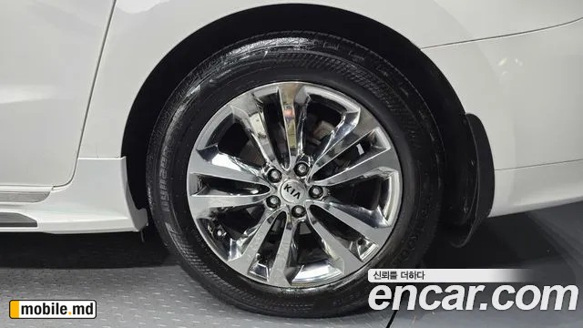 2018 Kia Canival — photo 21