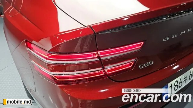 2025 Genesis G80 — photo 23