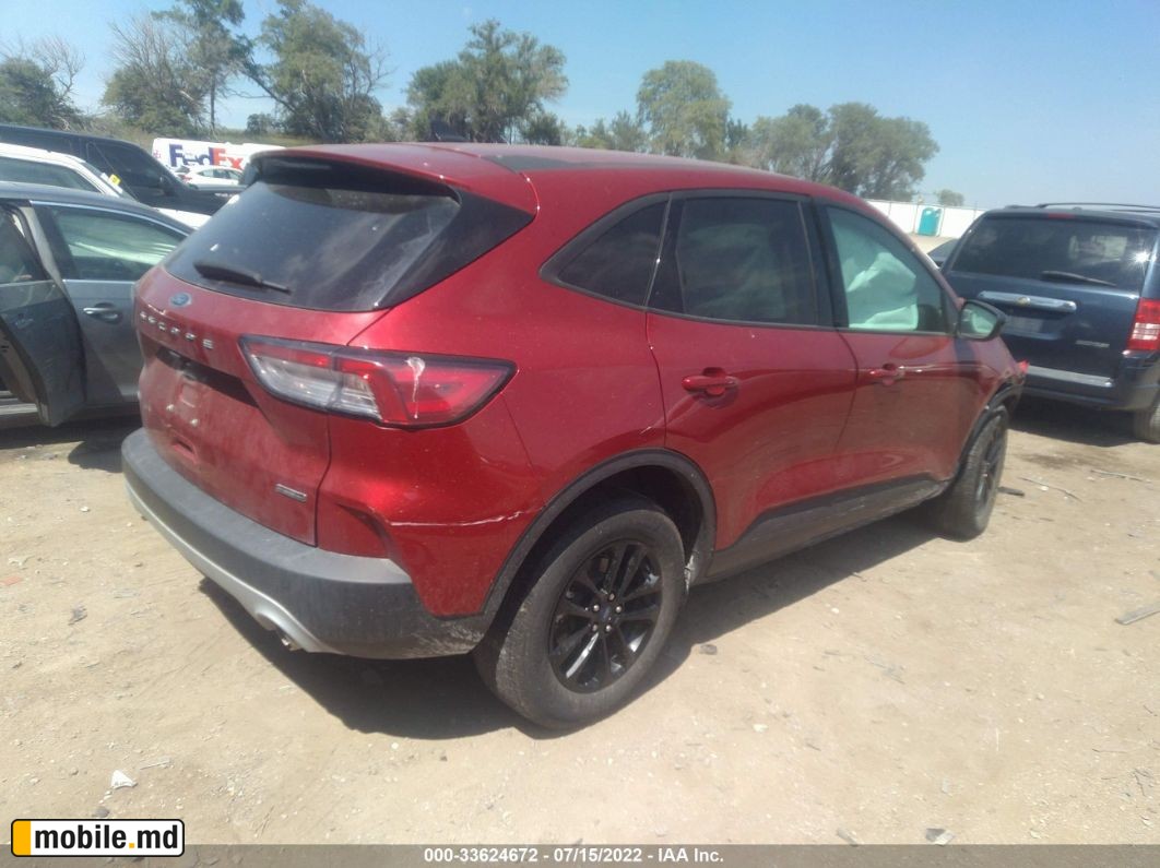 2020 Ford Escape — photo 4