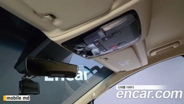 2023 Hyundai Staria — photo 19