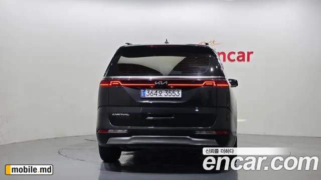 2022 Kia Canival — photo 4