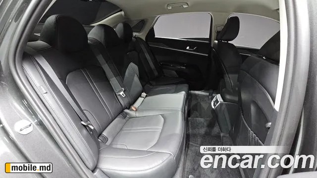 2025 Kia K5 — photo 19