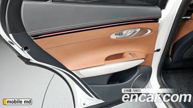 2025 Genesis GV70 — photo 10