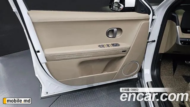 2025 Hyundai IONIQ — photo 24