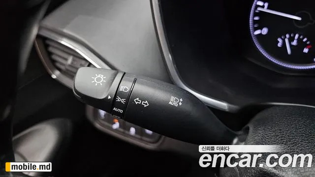 2019 Hyundai Santafe — photo 32