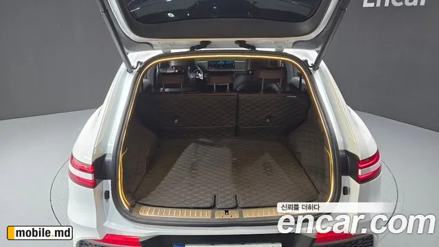 2021 Genesis GV70 — photo 28