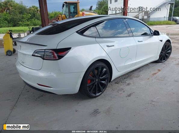 2018 Tesla Model 3 — photo 4
